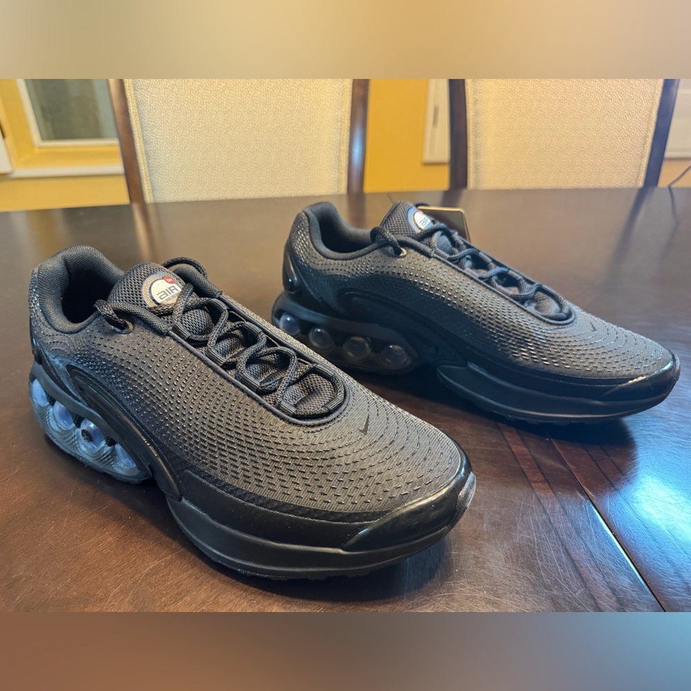 New Nike Air Max DN Black Sneaker Shoes Size US 12 W / 10.5 M